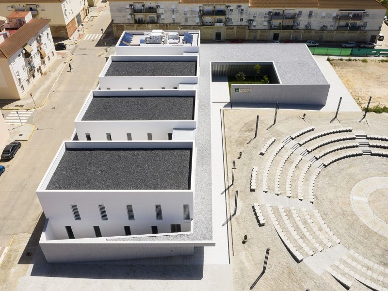 metalocus_javier-terrados_centro-salud-gibraleon_02